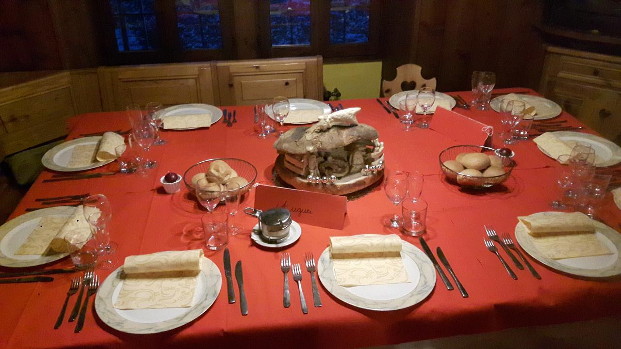 Casa Alpina De Filippi Hotell Macugnaga Eksteriør bilde